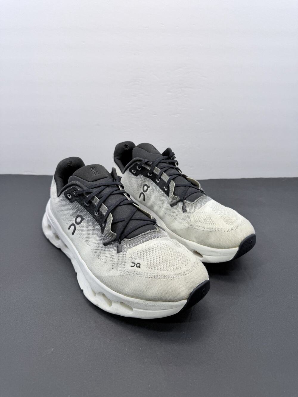 On Cloudtilt Black Ivory Mens Running Walking Shoes Size 9.5 EU 43 3ME10101430